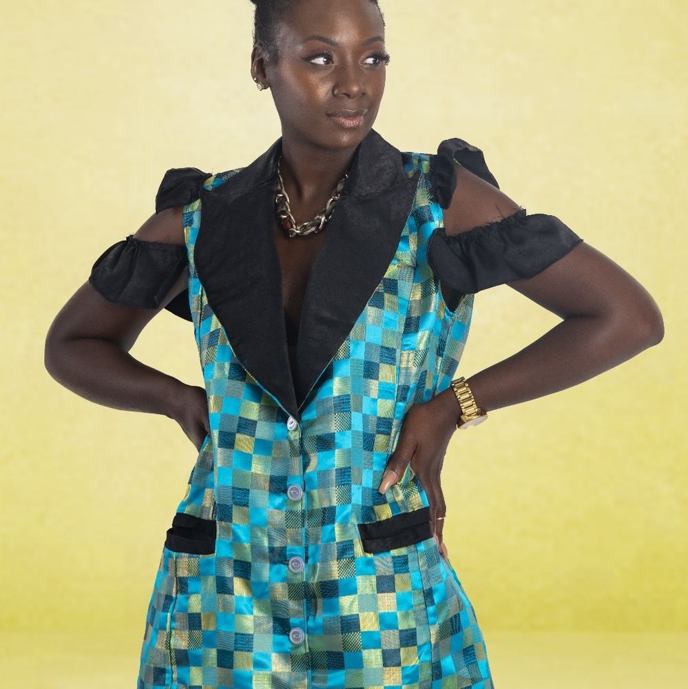 Green/blue checkered dress w/ruffled sleeves